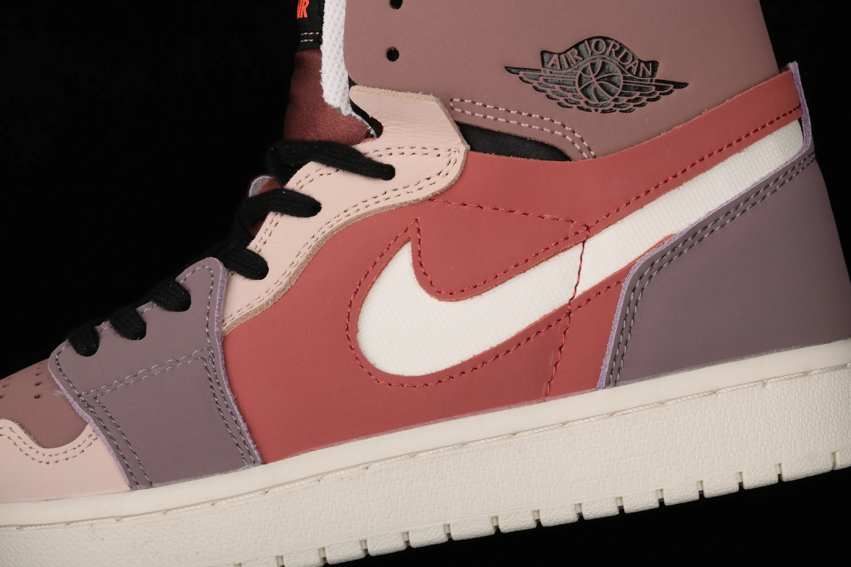 All categories Air Jordan Jordan series basketball shoes Air Jordan 1 High G version Air Jordan 1 Zoom CMFT AJ1 Joe 1 bean paste dirty powder CT0979-602